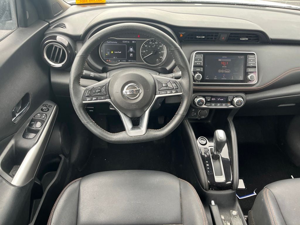 2020 Nissan Kicks SR