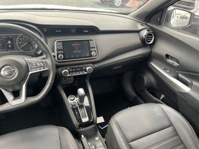 2020 Nissan Kicks SR