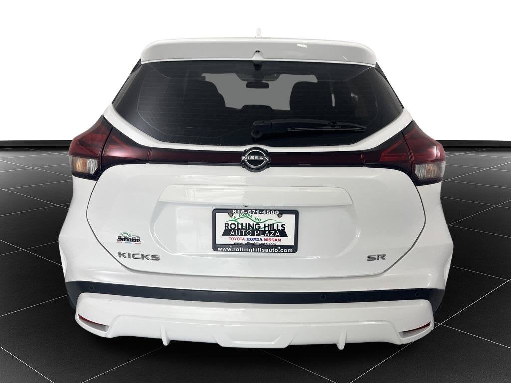 2024 Nissan Kicks SR