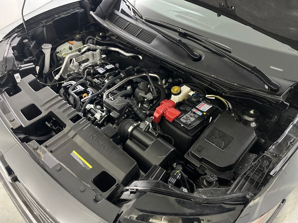 2025 Nissan Kicks SV