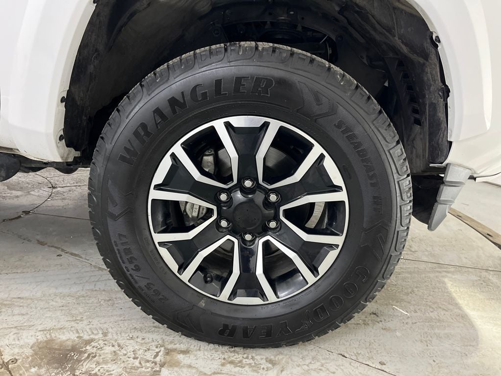 2023 Toyota Tacoma TRD Sport V6