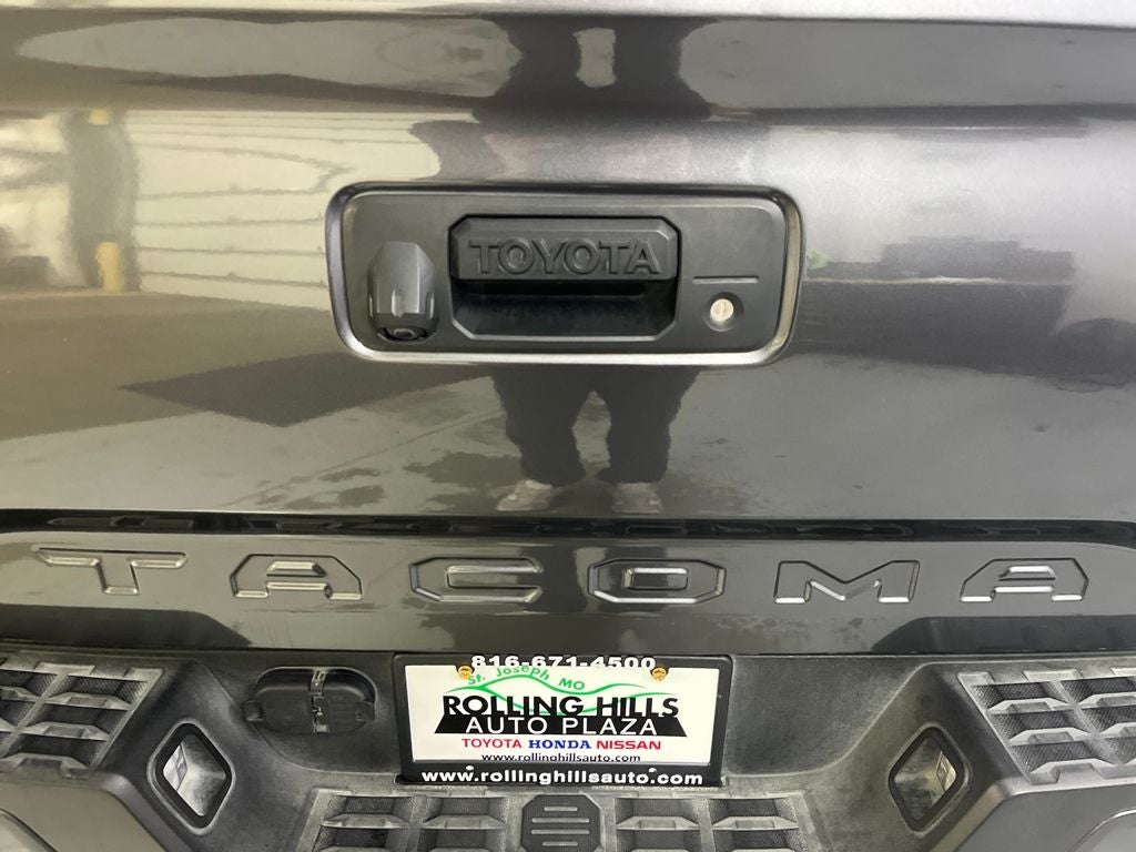 2023 Toyota Tacoma SR V6