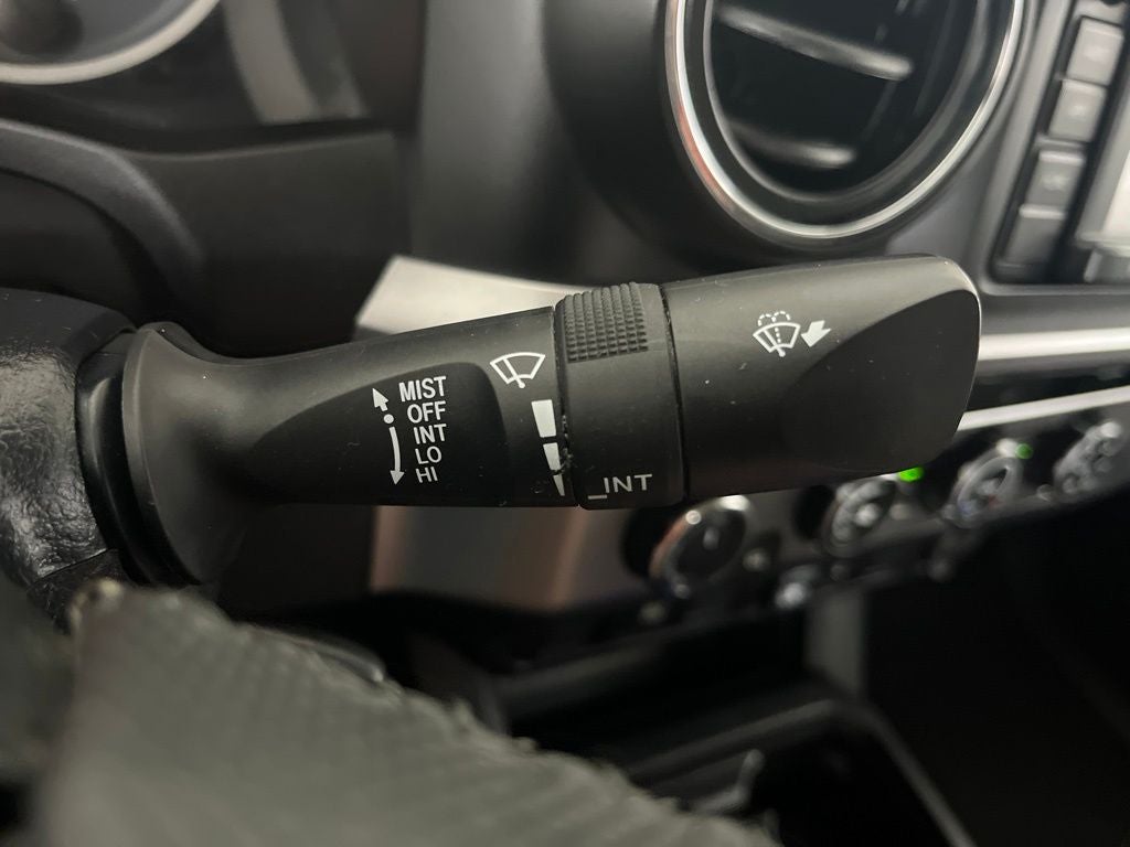 2018 Toyota Tacoma SR5 V6