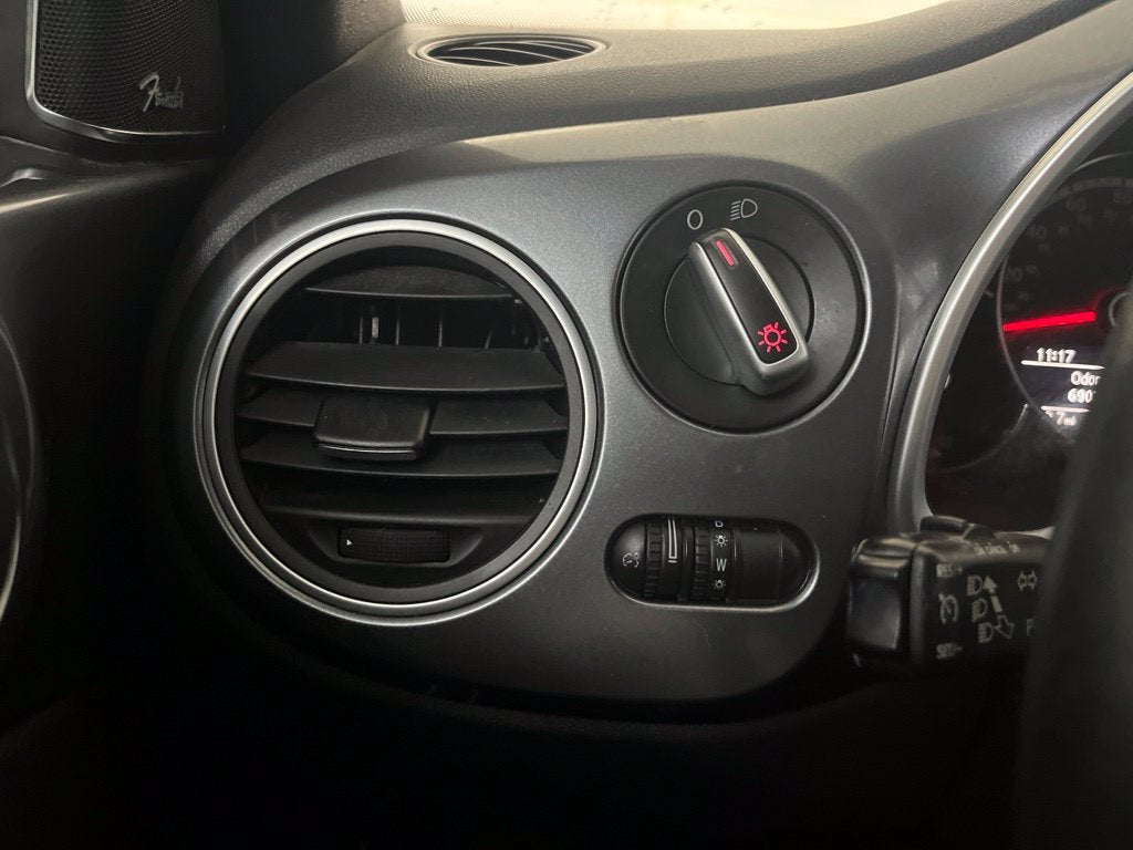 2013 Volkswagen Beetle 2.5L