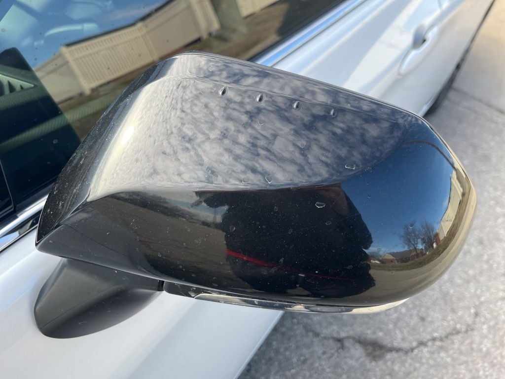 2019 Toyota Avalon Hybrid XSE