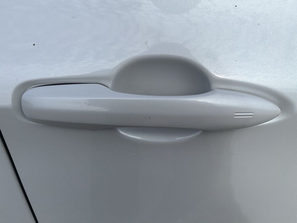 2019 Toyota Avalon Hybrid XSE