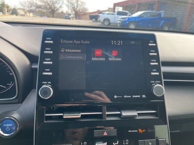 2019 Toyota Avalon Hybrid XSE