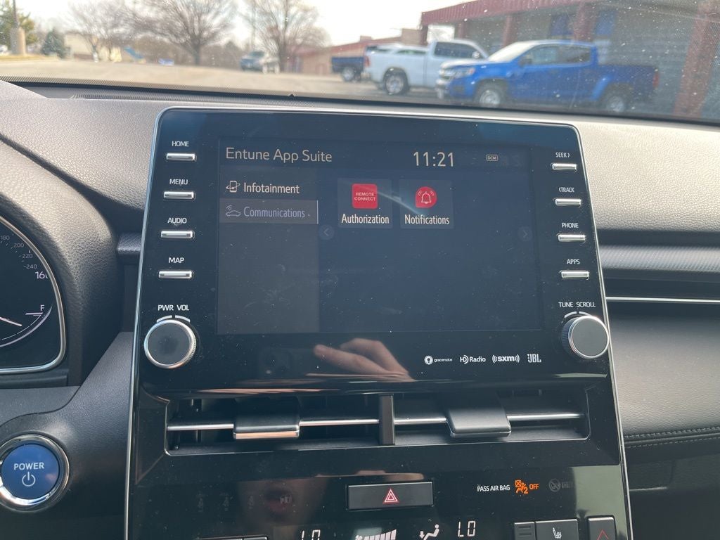 2019 Toyota Avalon Hybrid XSE