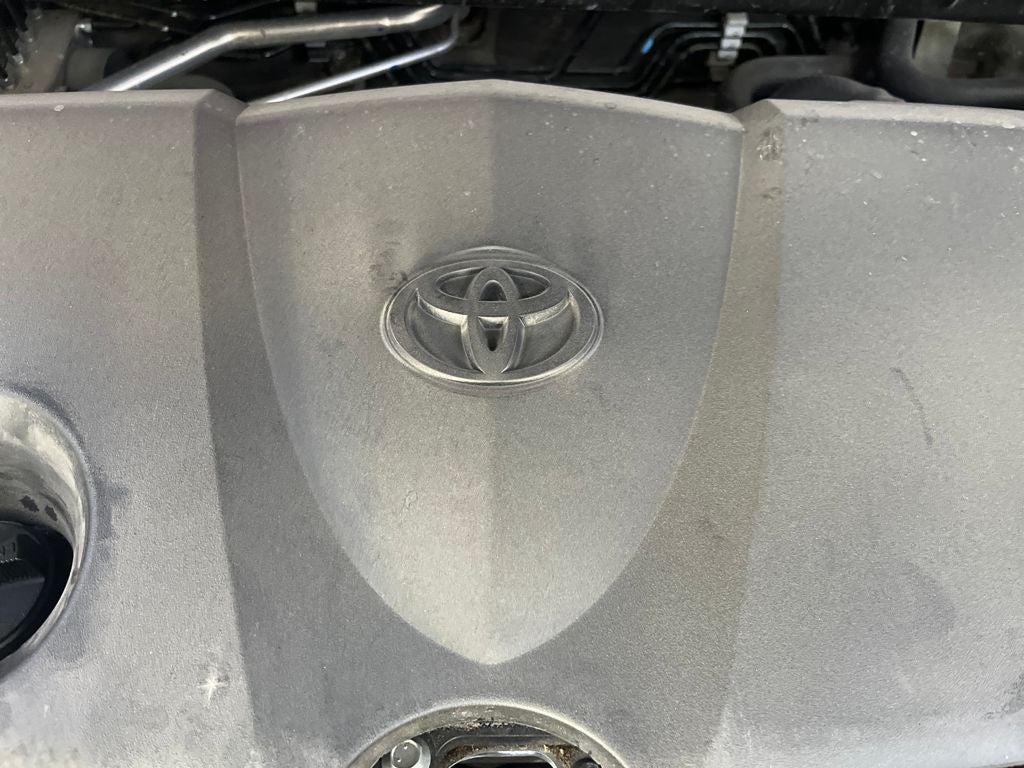 2018 Toyota Camry Hybrid LE