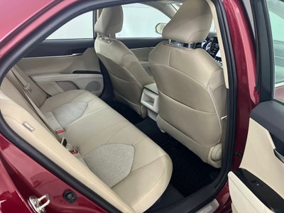 2018 Toyota Camry Hybrid LE