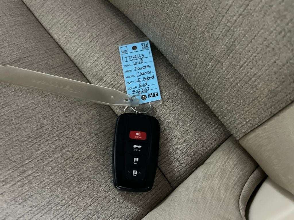 2018 Toyota Camry Hybrid LE