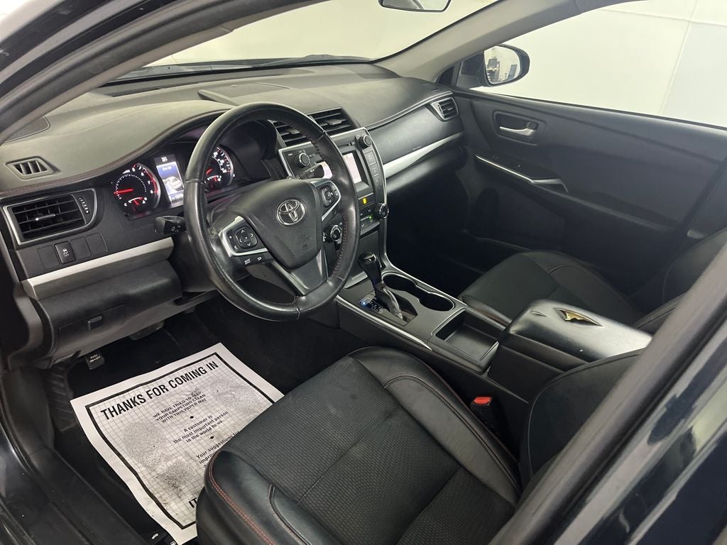 2017 Toyota Camry SE