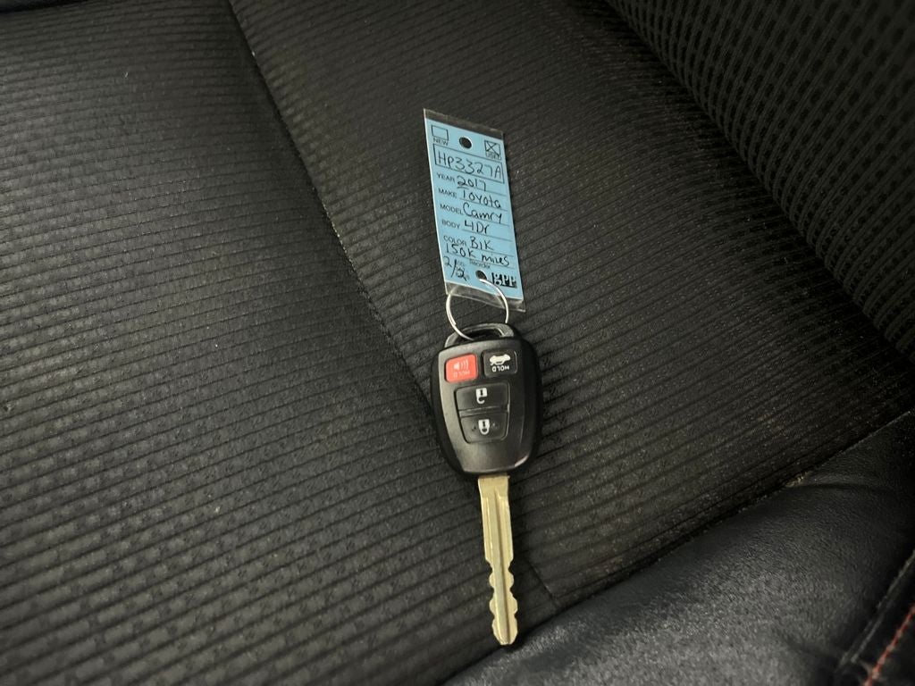 2017 Toyota Camry SE