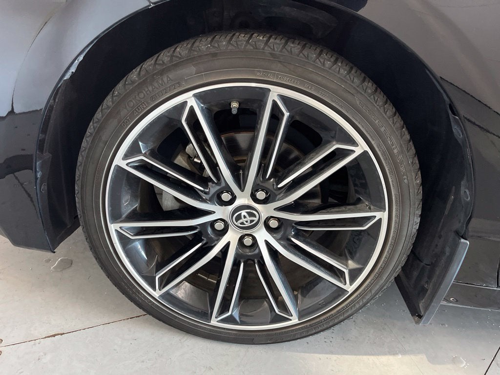2019 Toyota Avalon XSE