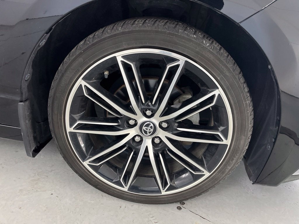 2019 Toyota Avalon XSE