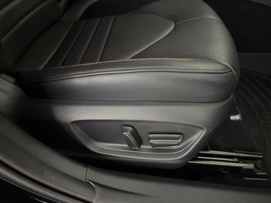 2019 Toyota Avalon XSE