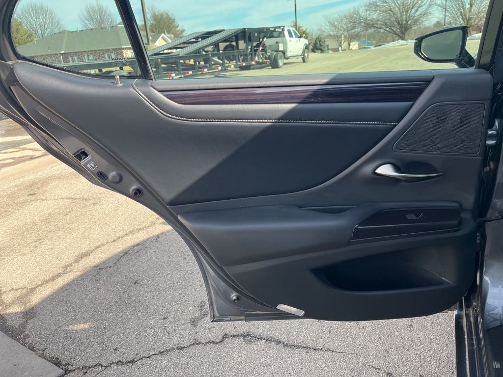 2019 Lexus ES 350 Ultra Luxury