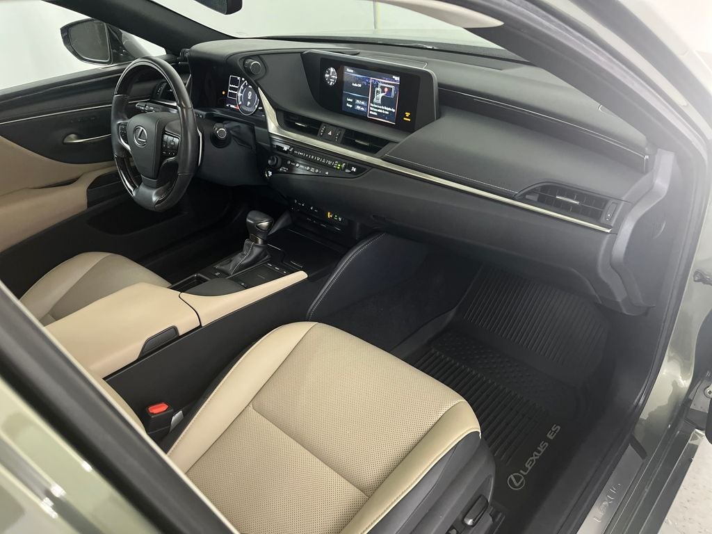 2019 Lexus ES 350