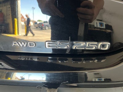 2021 Lexus ES 250