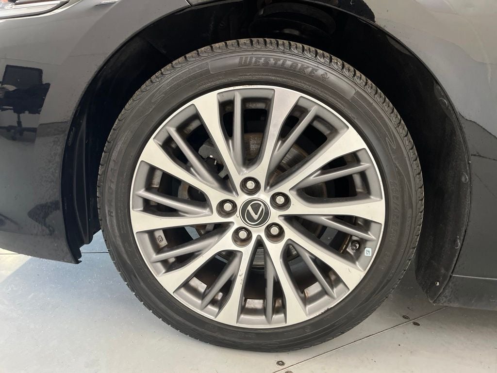 2021 Lexus ES 250