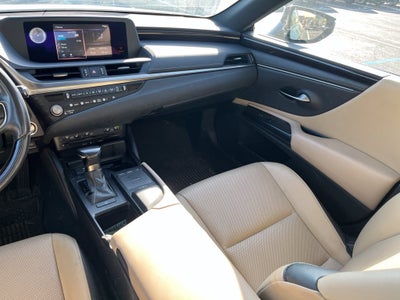 2021 Lexus ES 250