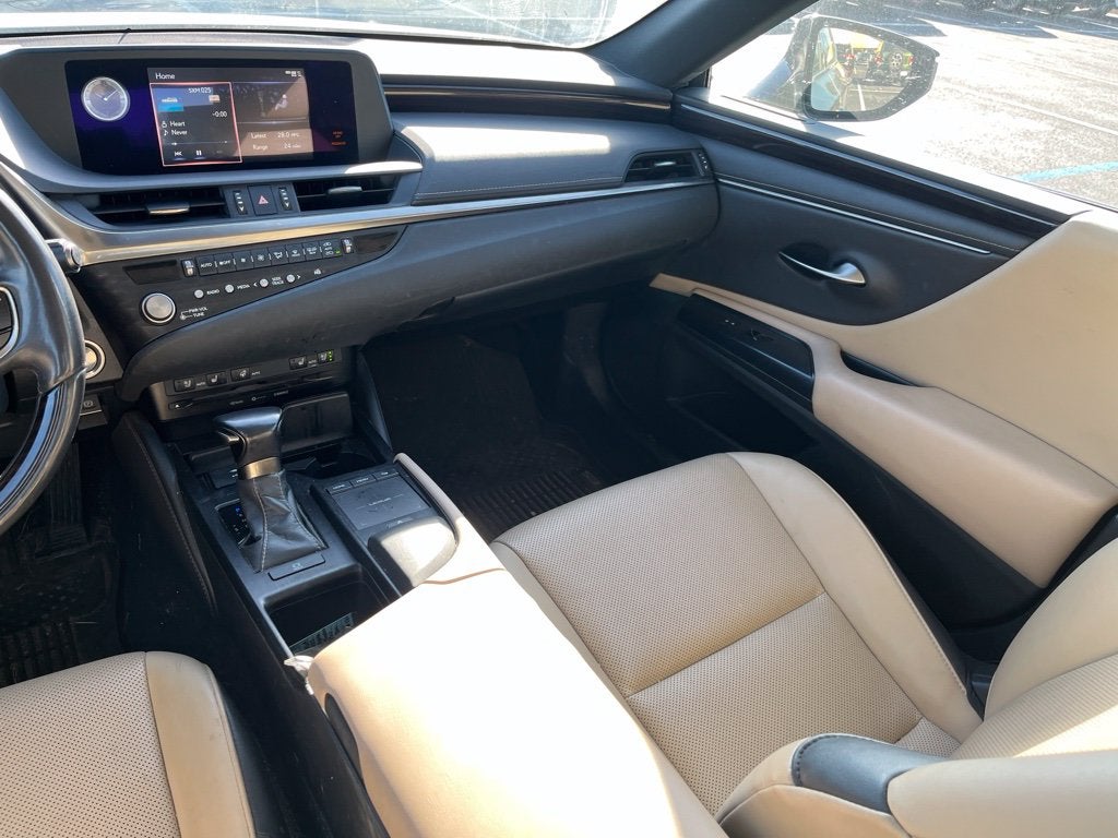 2021 Lexus ES 250