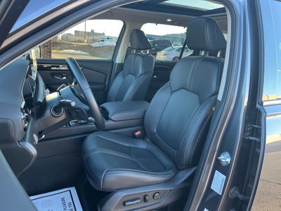 2024 Honda Pilot Touring