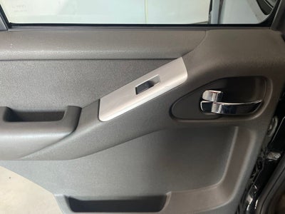 2012 Nissan Pathfinder SV