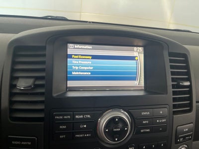 2012 Nissan Pathfinder SV