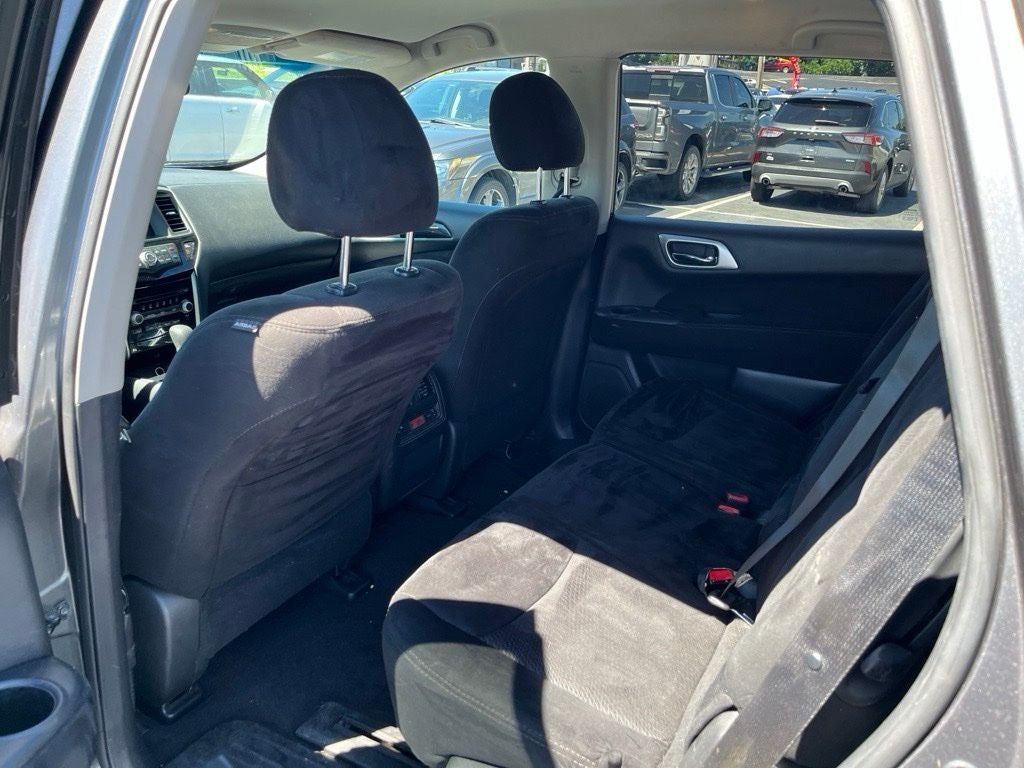 2015 Nissan Pathfinder S