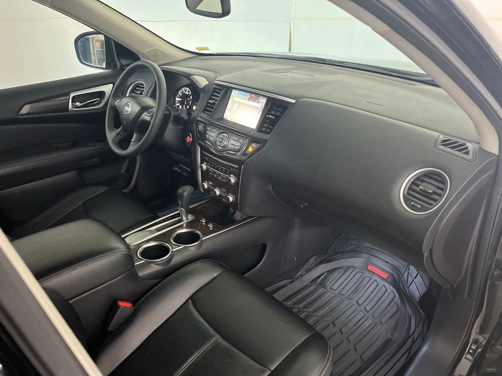 2015 Nissan Pathfinder Platinum