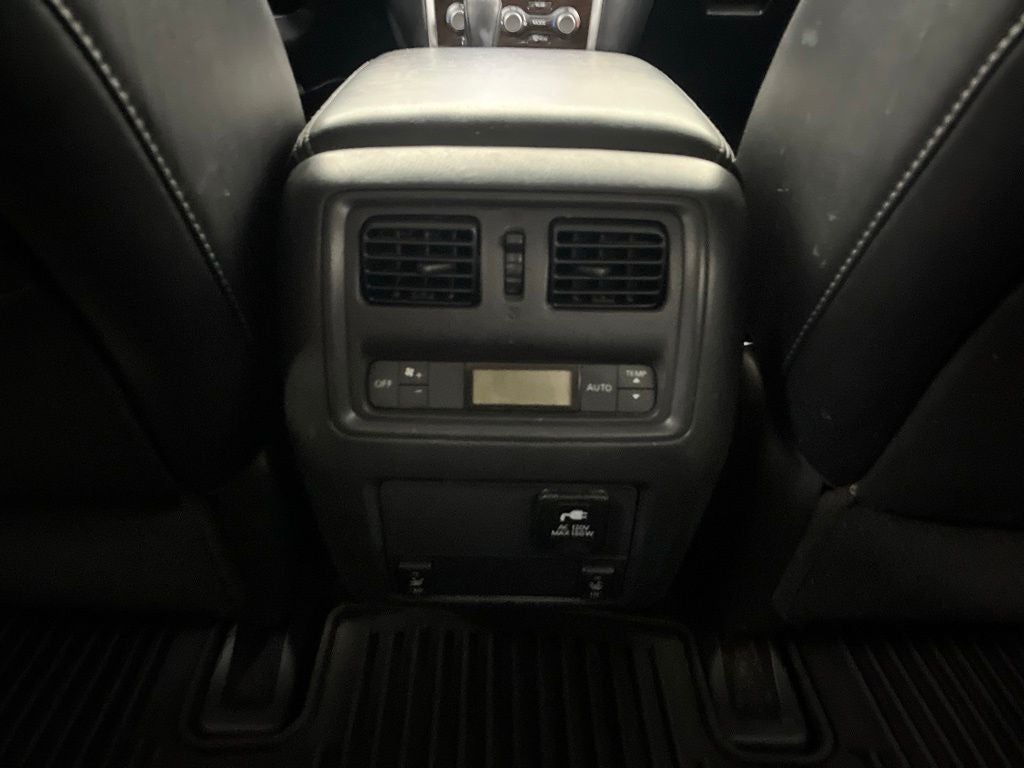 2015 Nissan Pathfinder Platinum