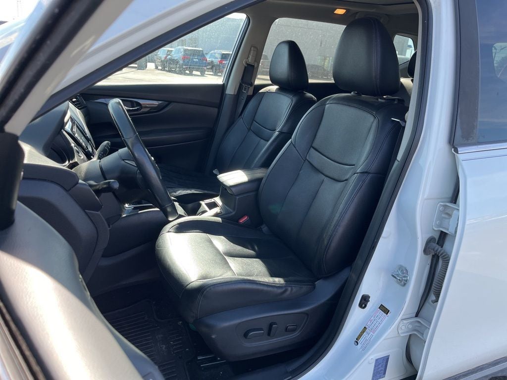 2017 Nissan Rogue SL