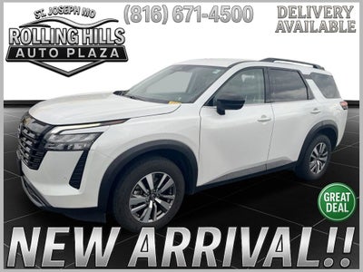 2026 Nissan Pathfinder SL