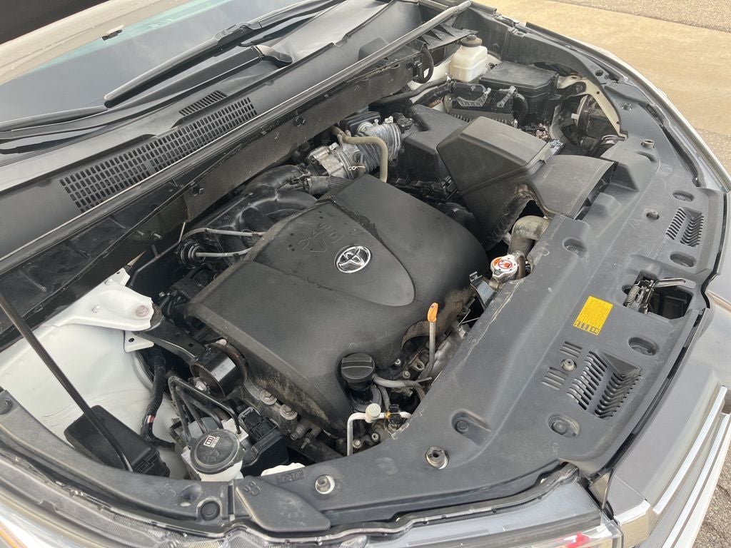 2019 Toyota Highlander Limited Platinum