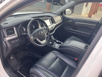 2019 Toyota Highlander Limited Platinum