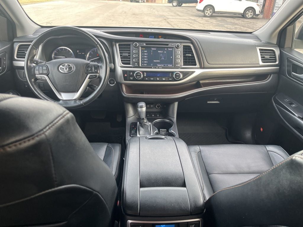 2019 Toyota Highlander Limited Platinum