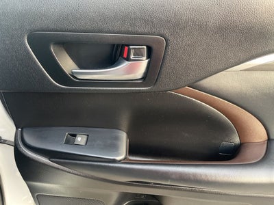 2019 Toyota Highlander Limited Platinum