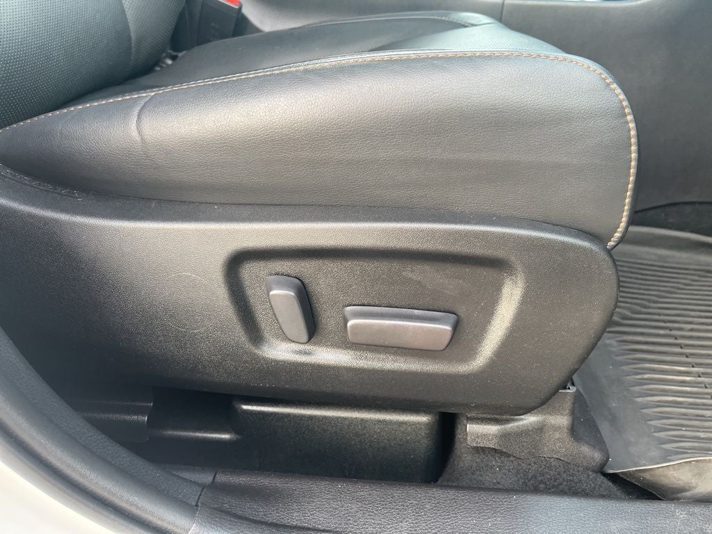 2019 Toyota Highlander Limited Platinum