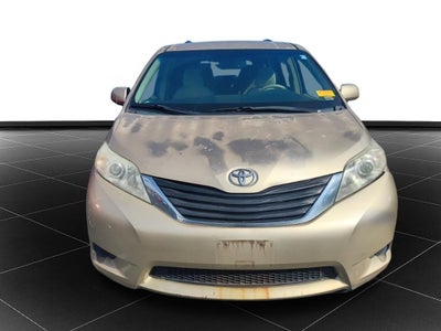 2011 Toyota Sienna LE