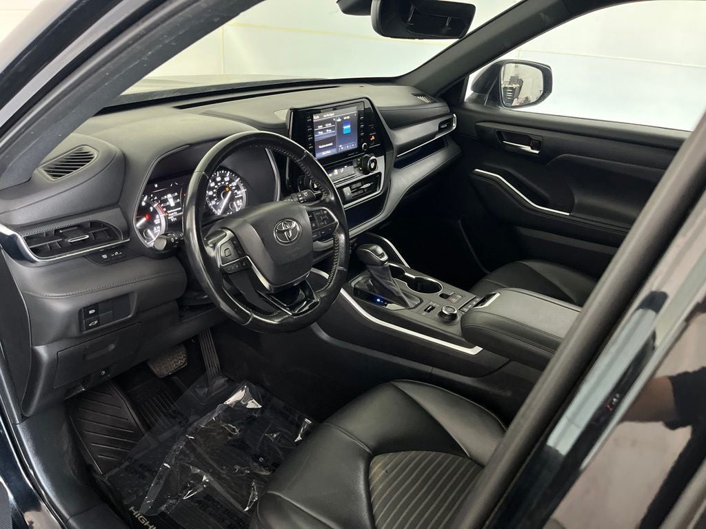2021 Toyota Highlander XSE