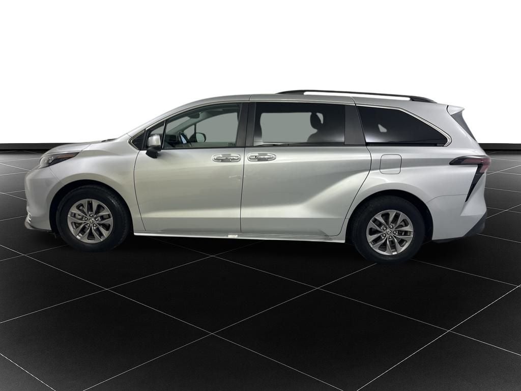2024 Toyota Sienna XLE 7 Passenger