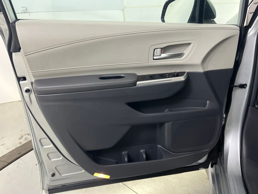 2024 Toyota Sienna XLE 7 Passenger