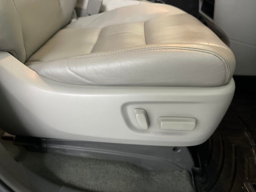 2017 Toyota Sienna XLE 7 Passenger