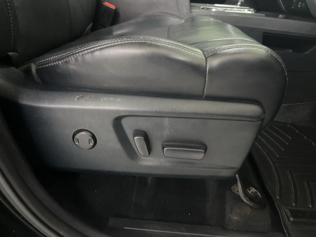 2017 Toyota Tundra Platinum 5.7L V8