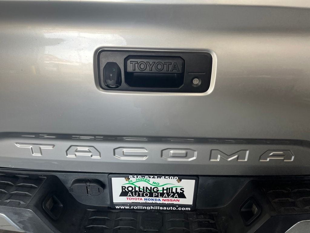 2017 Toyota Tacoma SR5