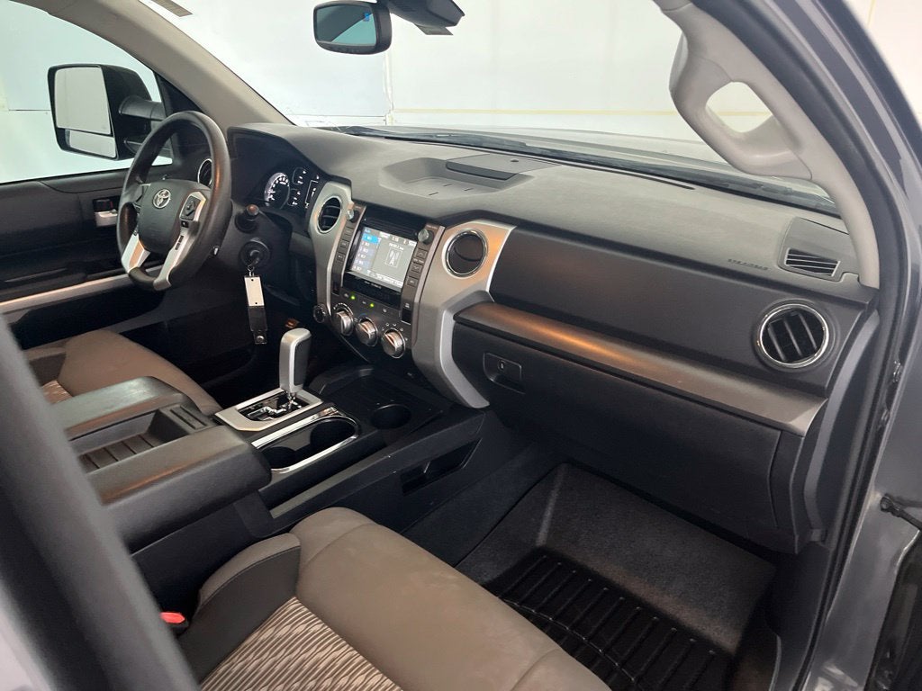 2018 Toyota Tundra SR5