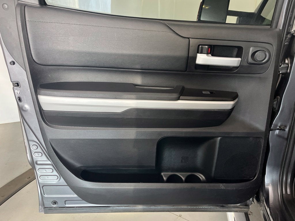 2018 Toyota Tundra SR5