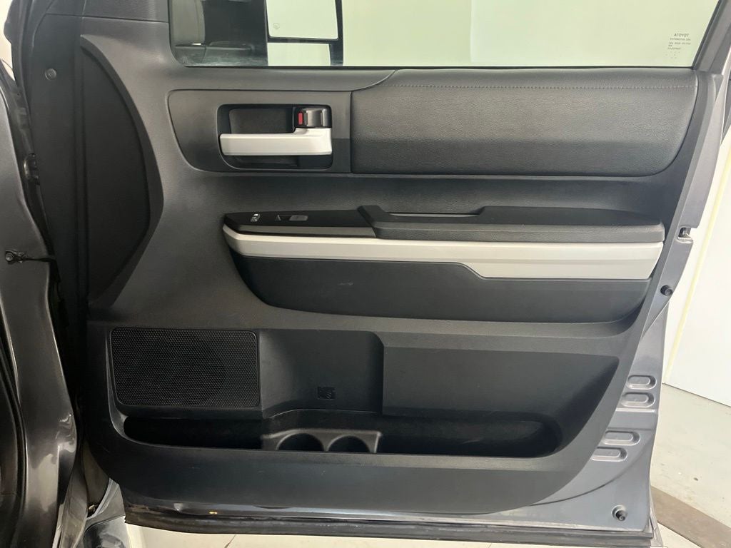 2018 Toyota Tundra SR5
