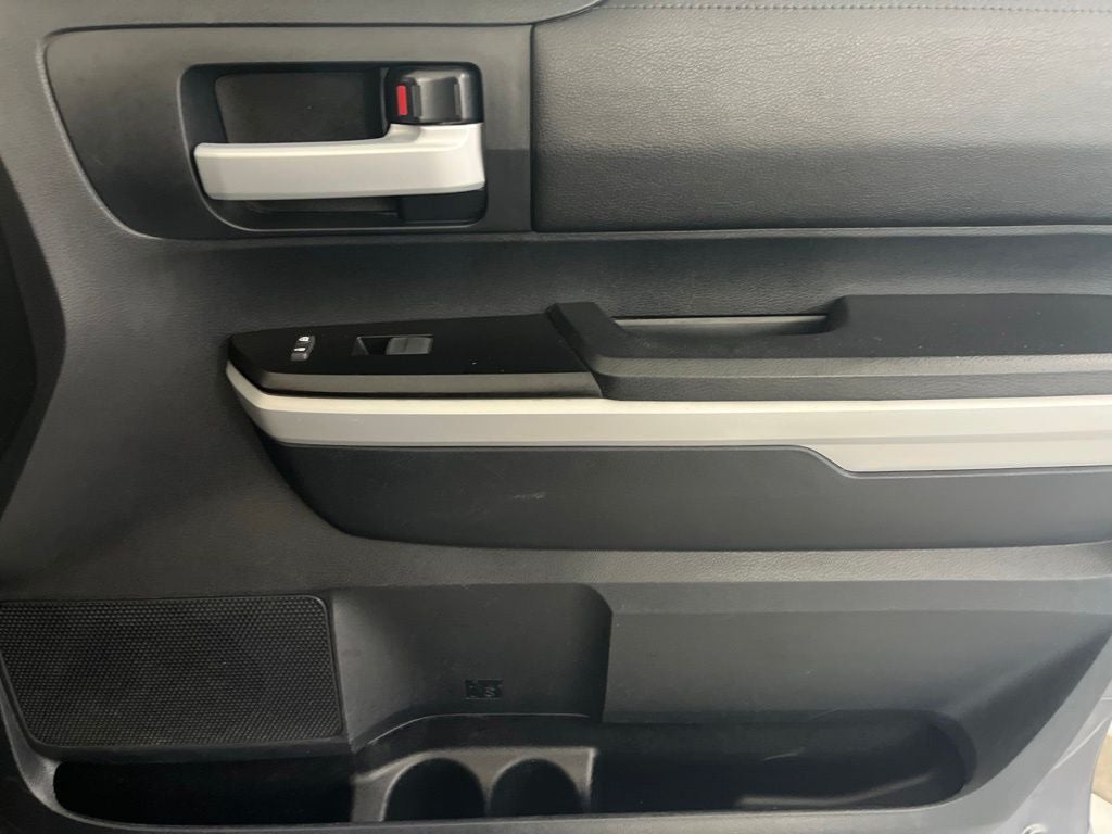 2018 Toyota Tundra SR5